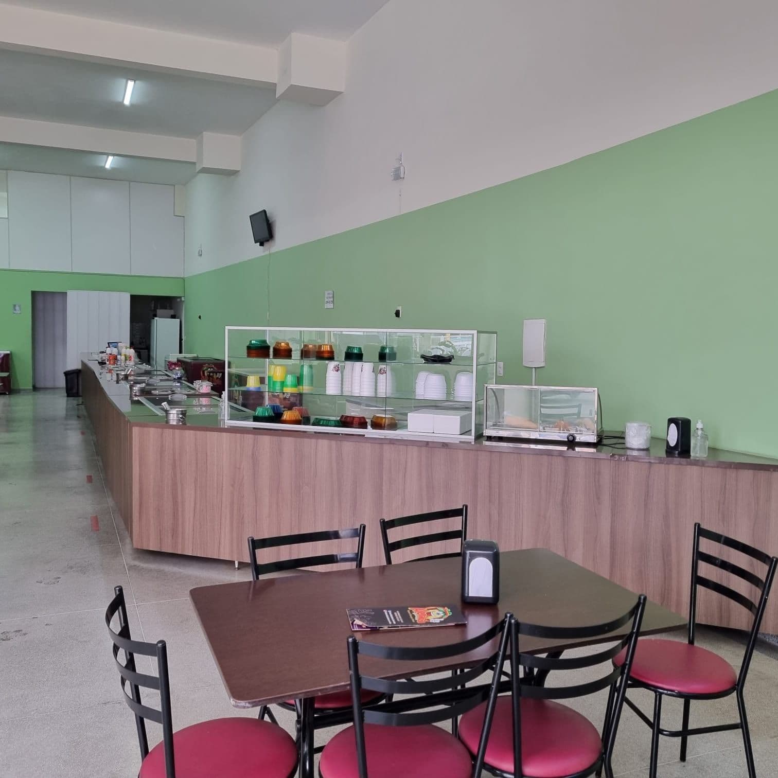 Alemãozinho Sorvetes: Transformação do espaço, antes
