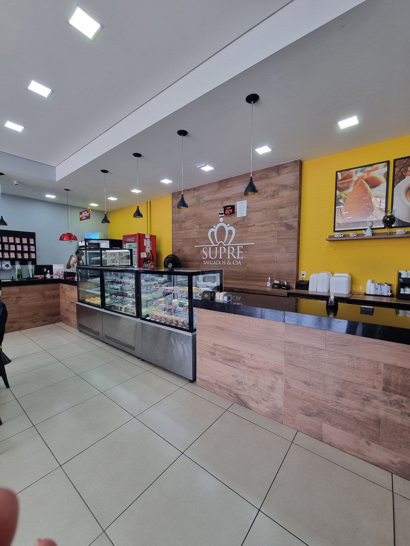 Supre Salgados & Cia — Bela Vista: Ambiente antes e depois, antes